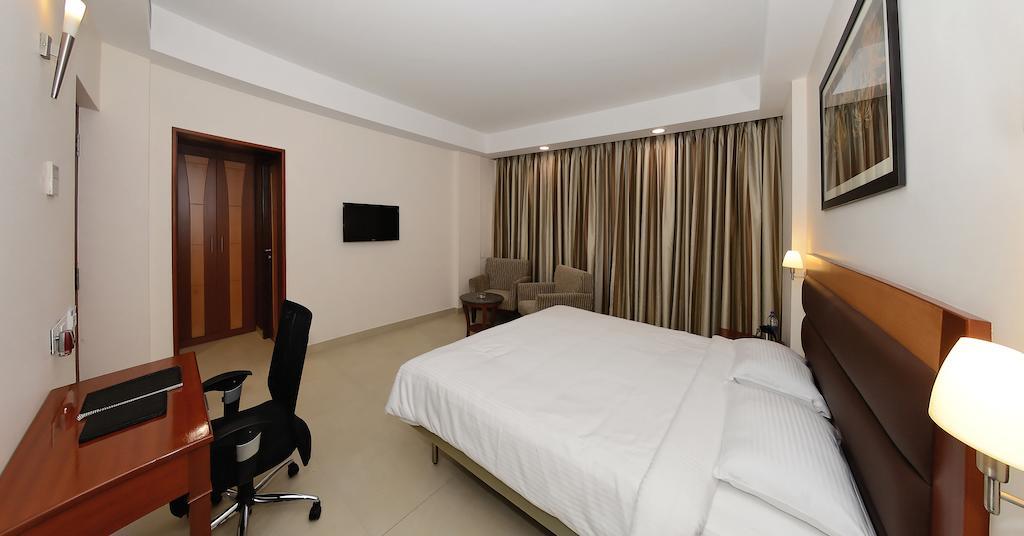 Poppys Anukula Residency Vellore Oda fotoğraf