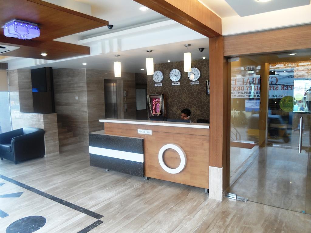 Poppys Anukula Residency Vellore Dış mekan fotoğraf