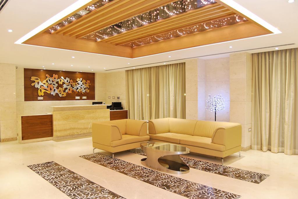 Poppys Anukula Residency Vellore Dış mekan fotoğraf